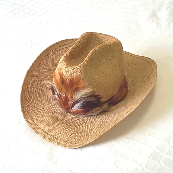 Levi's Straw Cowboy Hat With Feathered Band - Picture 3 of 10